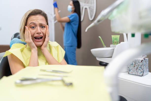 Best Emergency Denture Repair in Crenshaw, MS